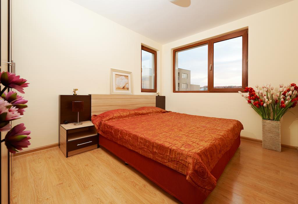 Stanny Court Aparthotel Nessebar Zimmer foto