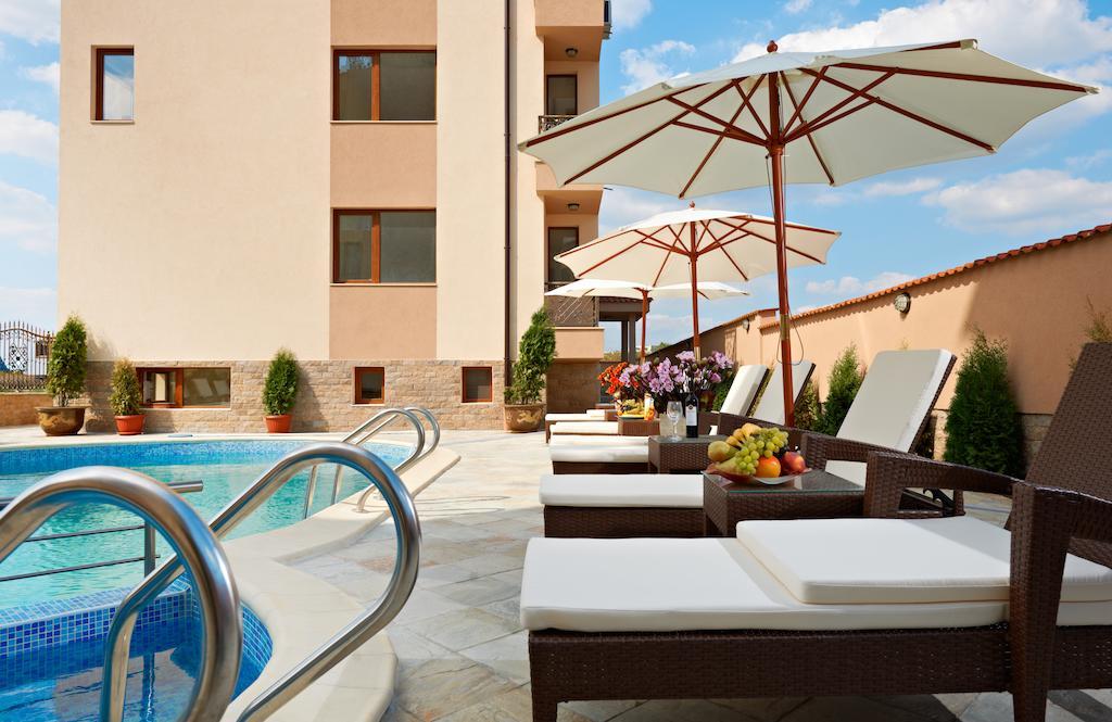 Stanny Court Aparthotel Nessebar Exterior foto